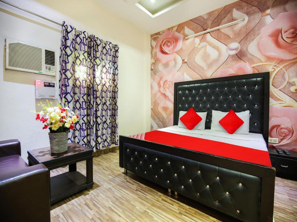 Oyo Flagship Hotel Le Aley Regency Ludhiana Exterior photo