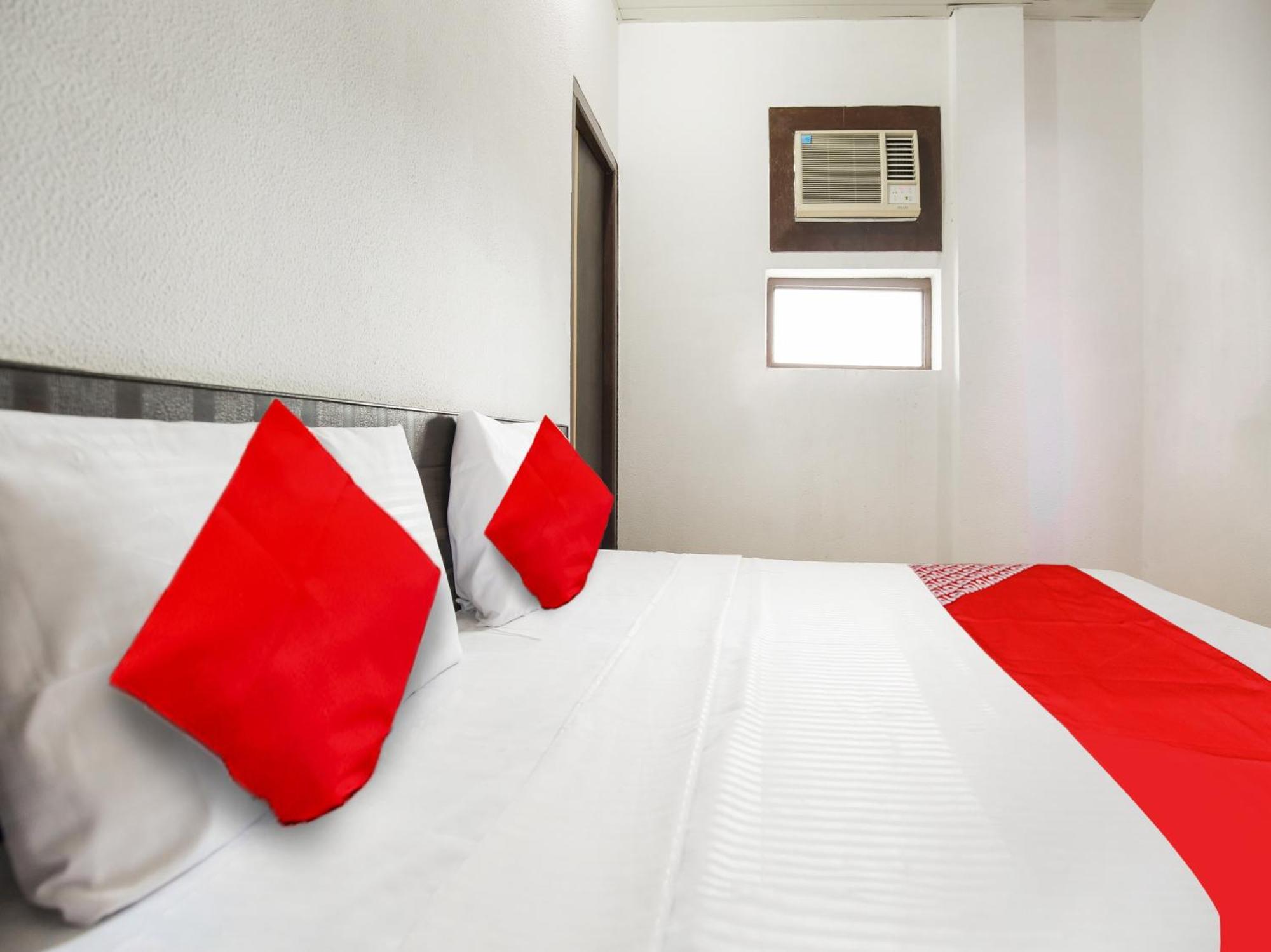 Oyo Flagship Hotel Le Aley Regency Ludhiana Exterior photo