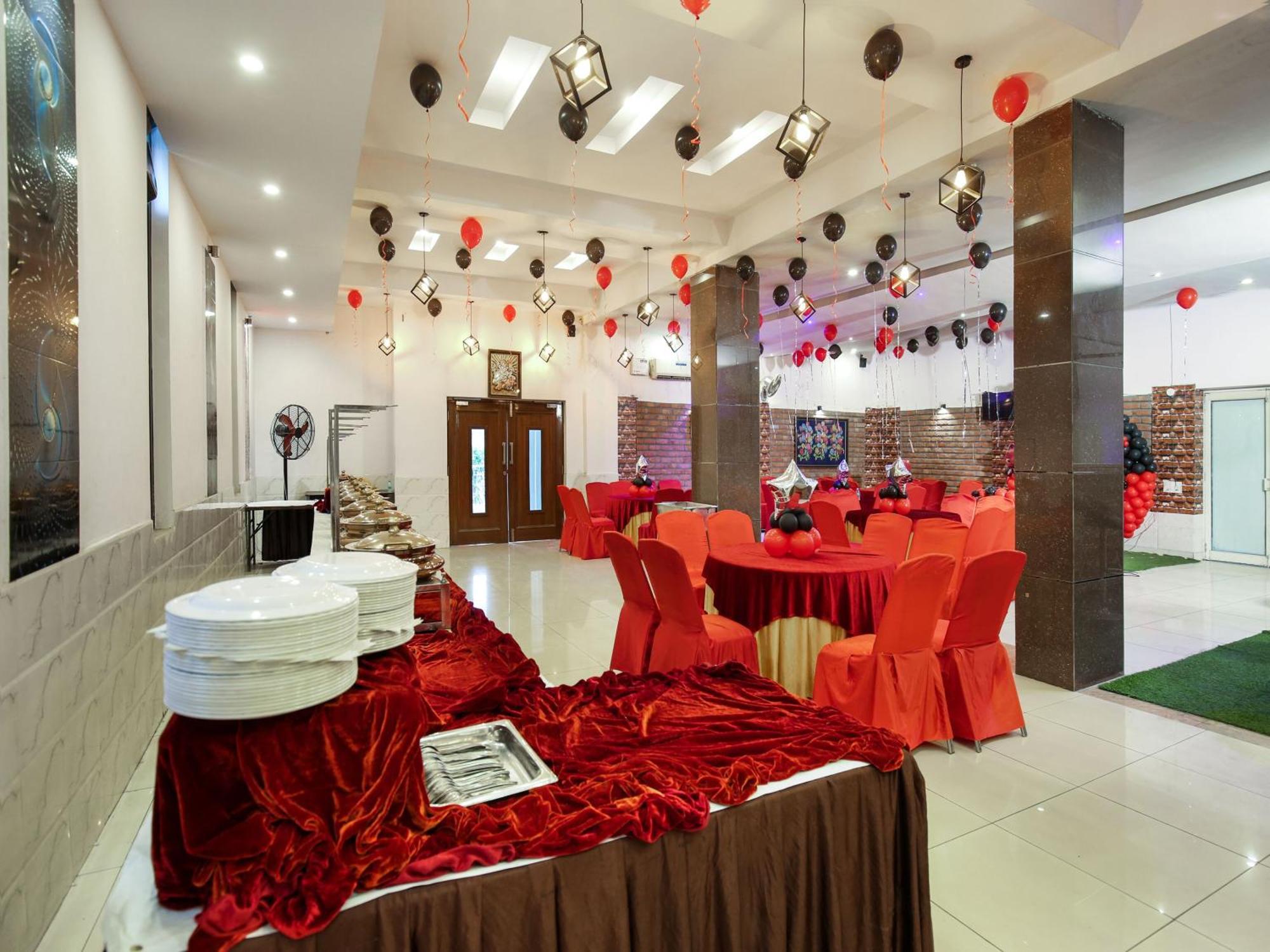 Oyo Flagship Hotel Le Aley Regency Ludhiana Exterior photo